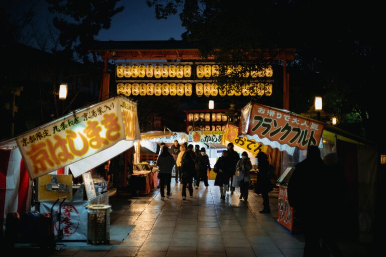 東北三大祭りを巡る：ねぶた・竿燈・七夕——夏の東北を満喫するモデルプラン